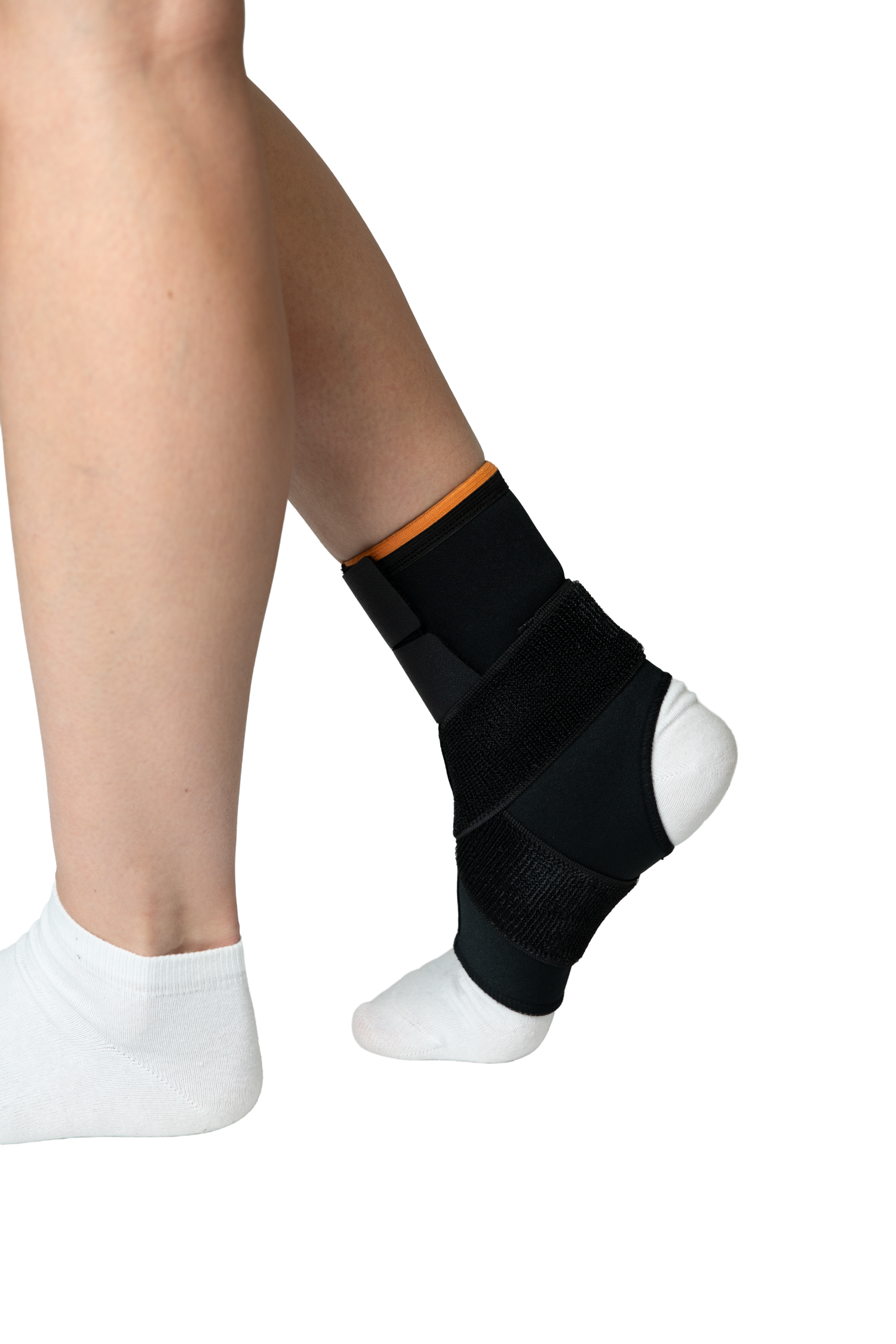 Суппорт лодыжки с застежкой на липучку