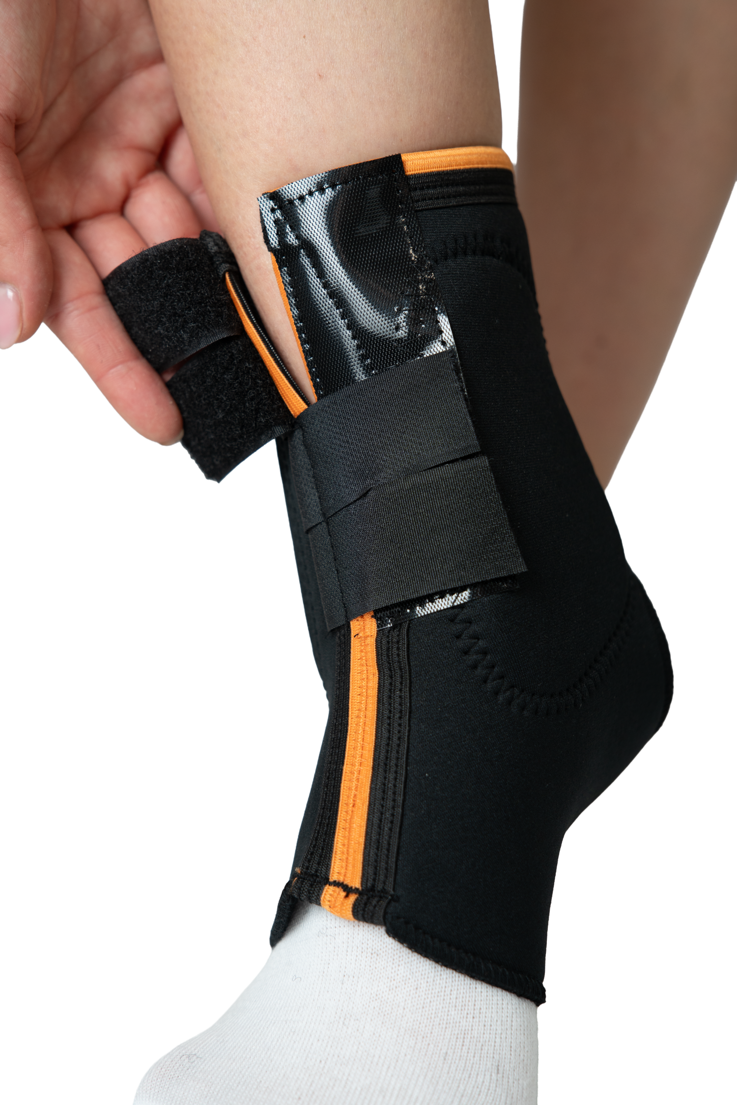 Стабилизатор лодыжки с застежкой на липучке