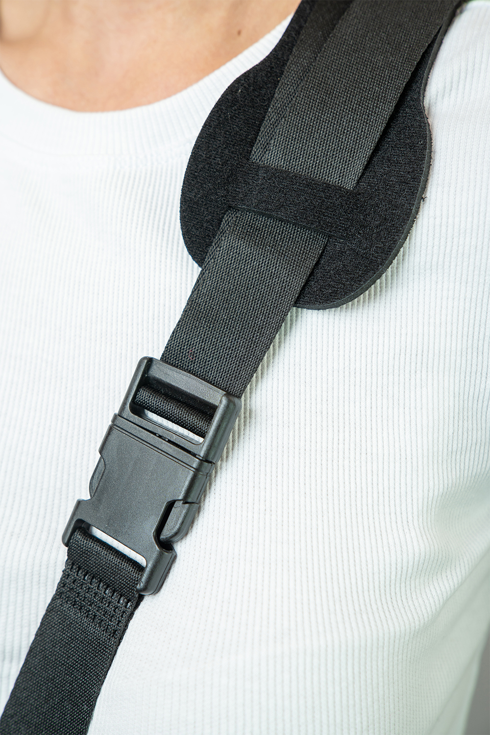 Бандаж базовый на руку, ткань сетчатая