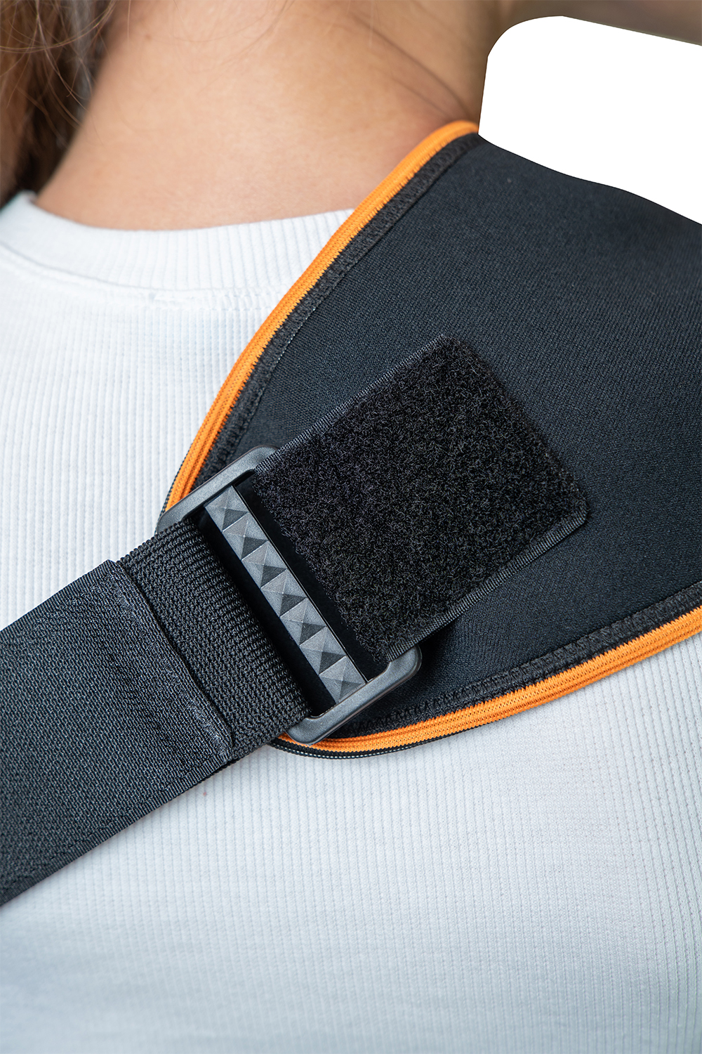 Опора плечевая неопреновая