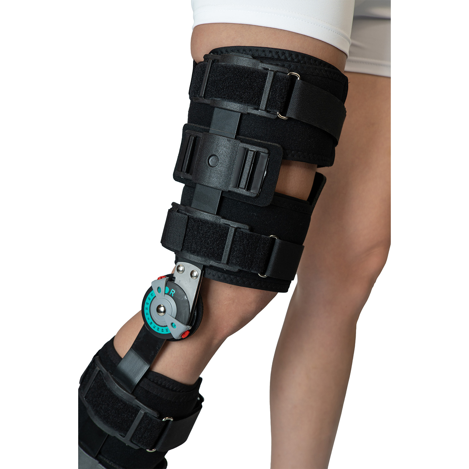 Ортез для коленного сустава, регулируемый по углу наклона