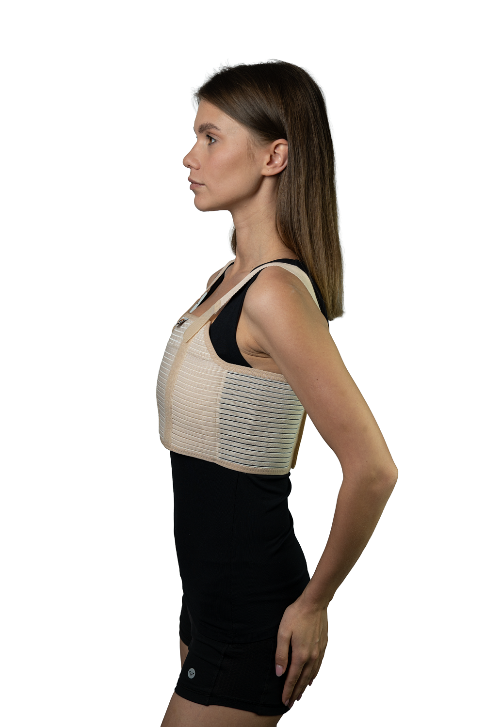 Пояс для грудины с металлическими вставками